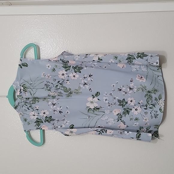 EUC Calvin Klein Petite Floral Button-Up Blouse - Picture 3 of 5